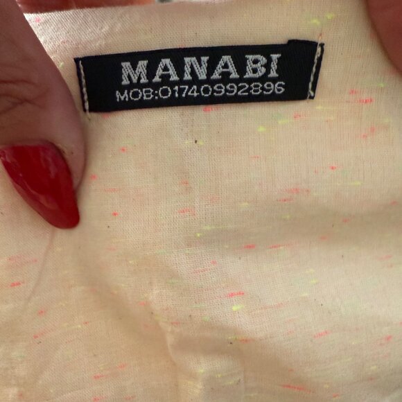 Manabi Handcrafted Cream Tunic With Embroidered Cuffs & Buttons - Picture 6 of 6